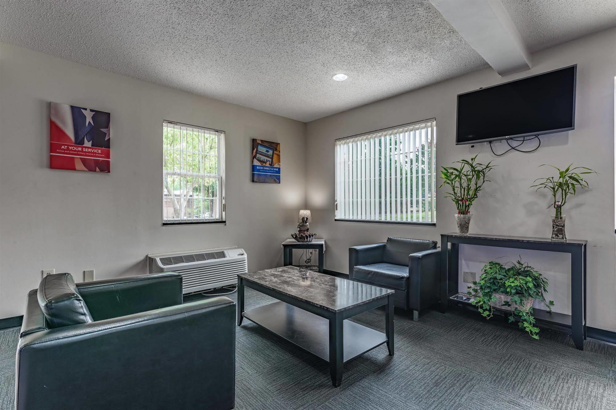 Motel 6-Charlotte, Nc - University Exterior photo